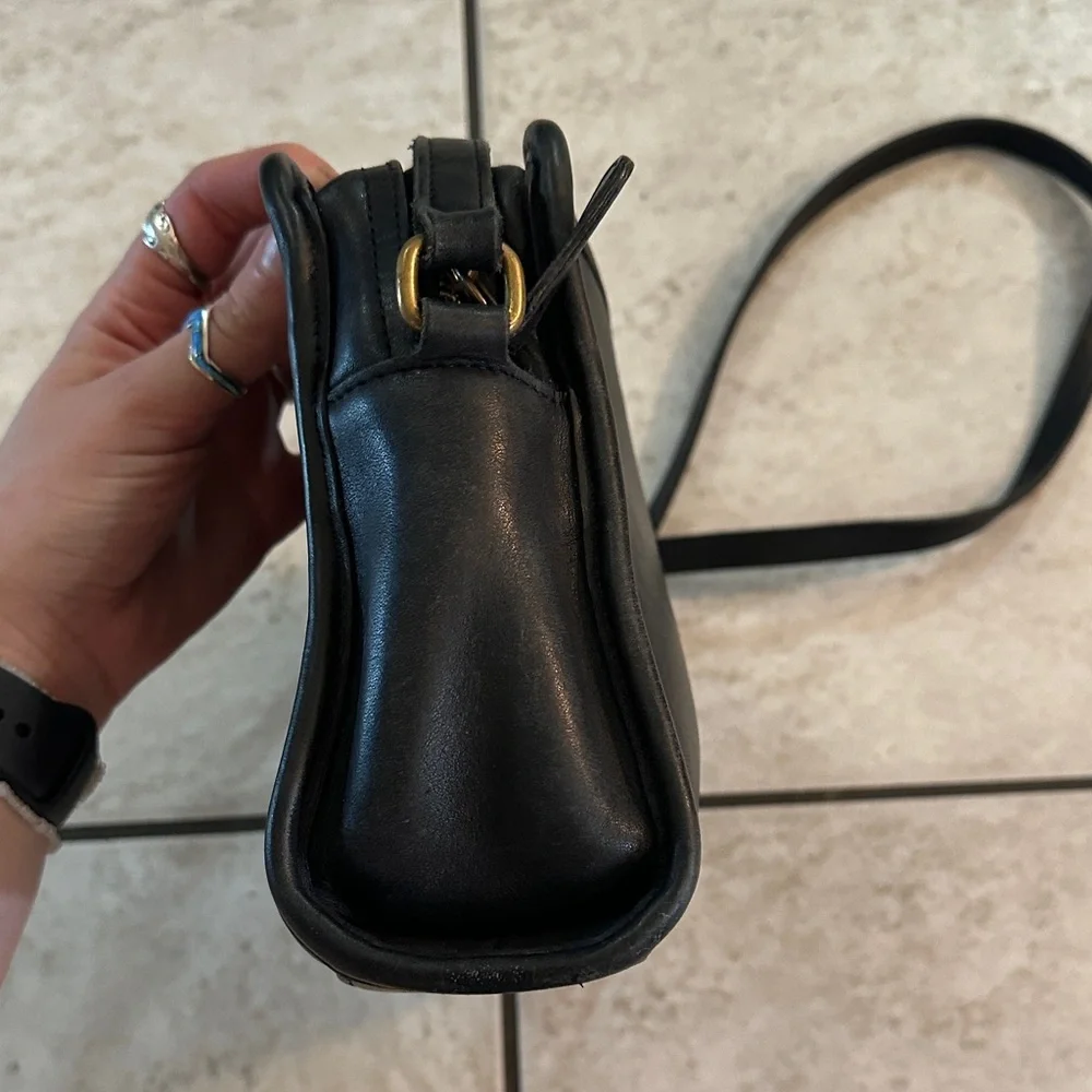 Coach Sutton Black Leather Crossbody Bag 9814 - Picture 5 of 12